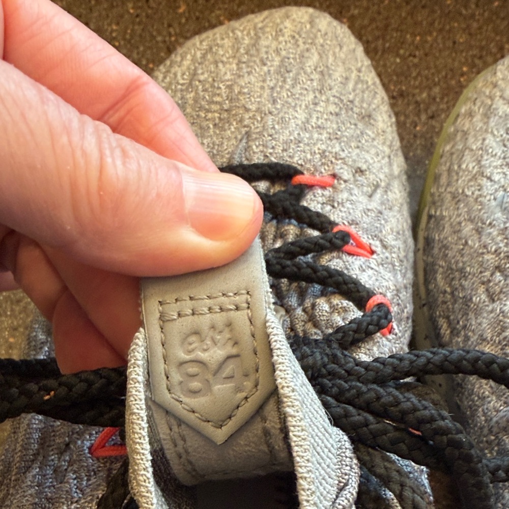 Nike Gray quilted Sneakers with Red Accents - Picture 6 of 11